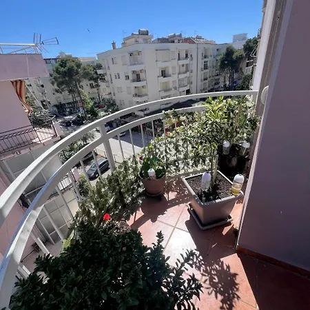 Apartment Two Steps To The Sea *